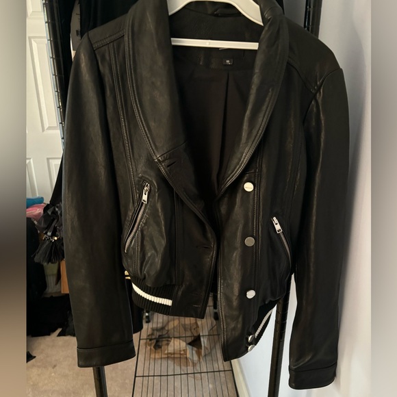 LaMarque black leather jacket